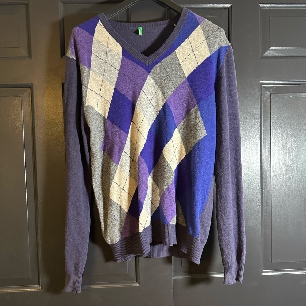Benetton XL Wool blended  Argyle Long Sleeve V-Neck Pullover Sweater (H)